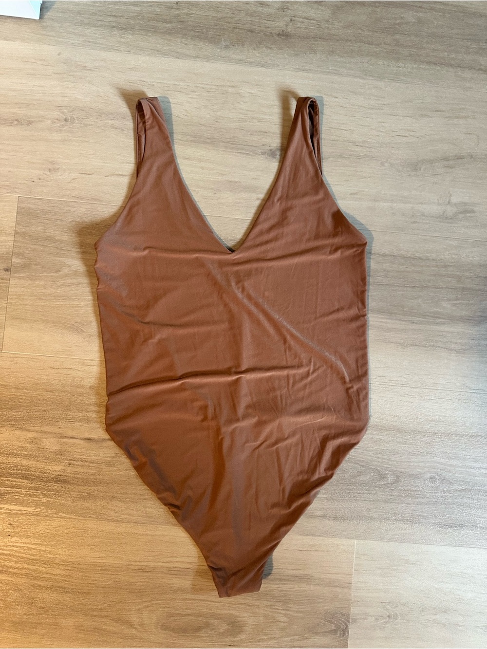 aerie smoothiez Rust Brown Scoop V-Neck Bodysuit